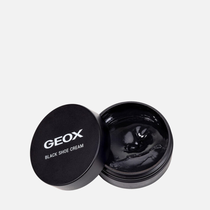 1 schwarze Schuhcreme