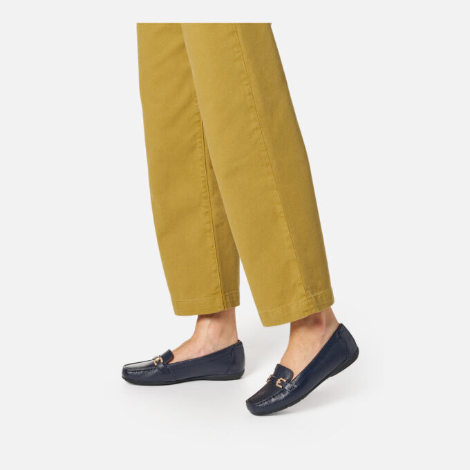 Annytah Moc Woman
