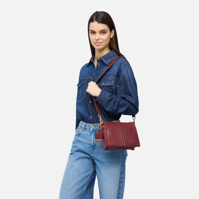 Clarissy Woman Clarissy Woman