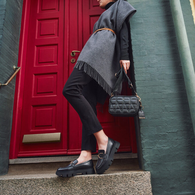 Vilde Woman