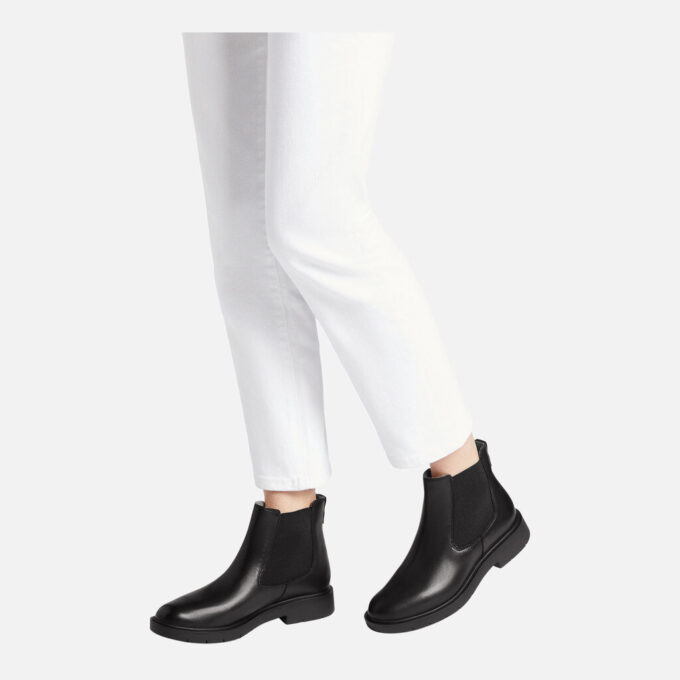 Spherica Ec1 Woman